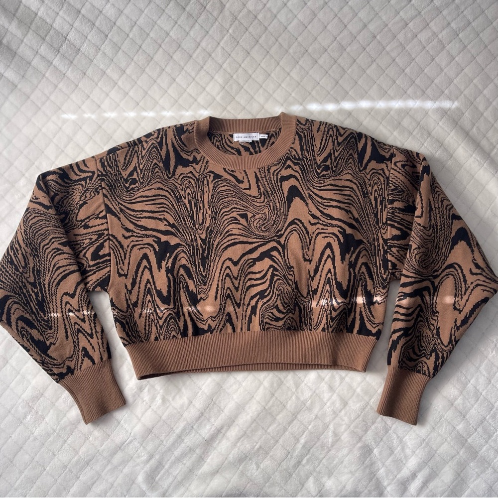 Good American Swirl intarsia boxy sweater